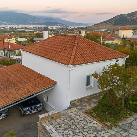 The Courtyard House